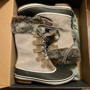 Brand new Eddie Bauer hunt pac tall winter boots